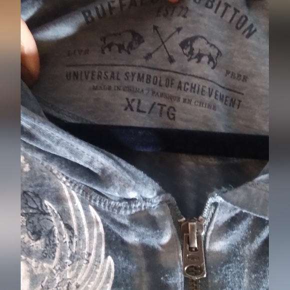 EUC Buffalo David Bitton Lightweight hoodie with front pockets Sz XL - Picture 3 of 10